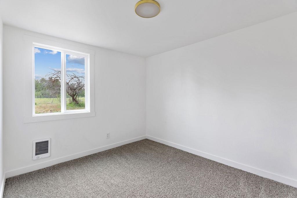 7212 South Spotted Road Cheney, WA 99004 - Photo 12 of 23