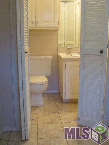 379 Rue De Laplace Baton Rouge, LA 70810 - Photo 8 of 12 half bath