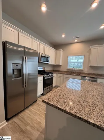 $1,995 | 106 Randwick Lane, Greer, SC 29651