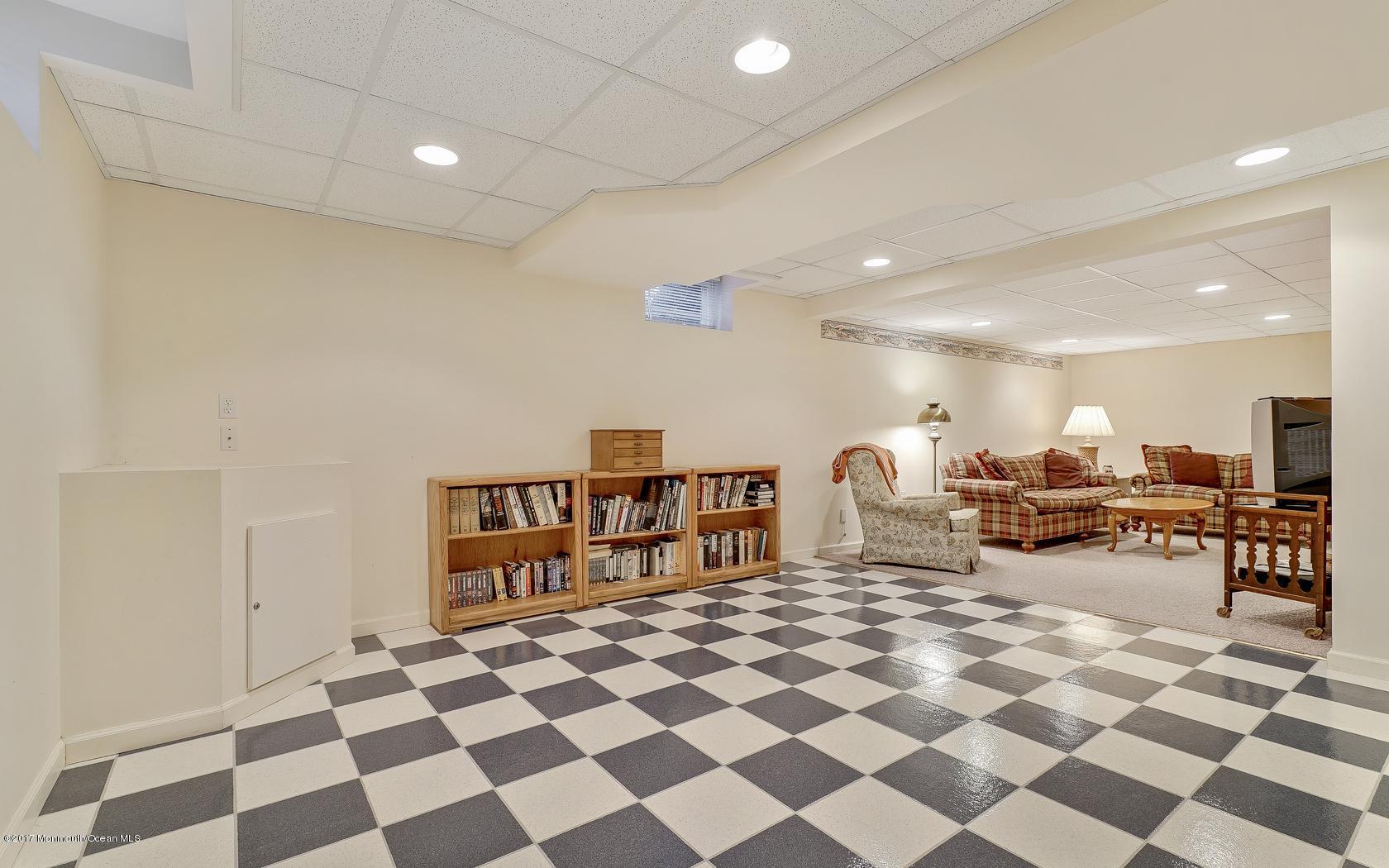 1200 Mohegan Road Manasquan, NJ 08736 - Photo 49 of 68 49