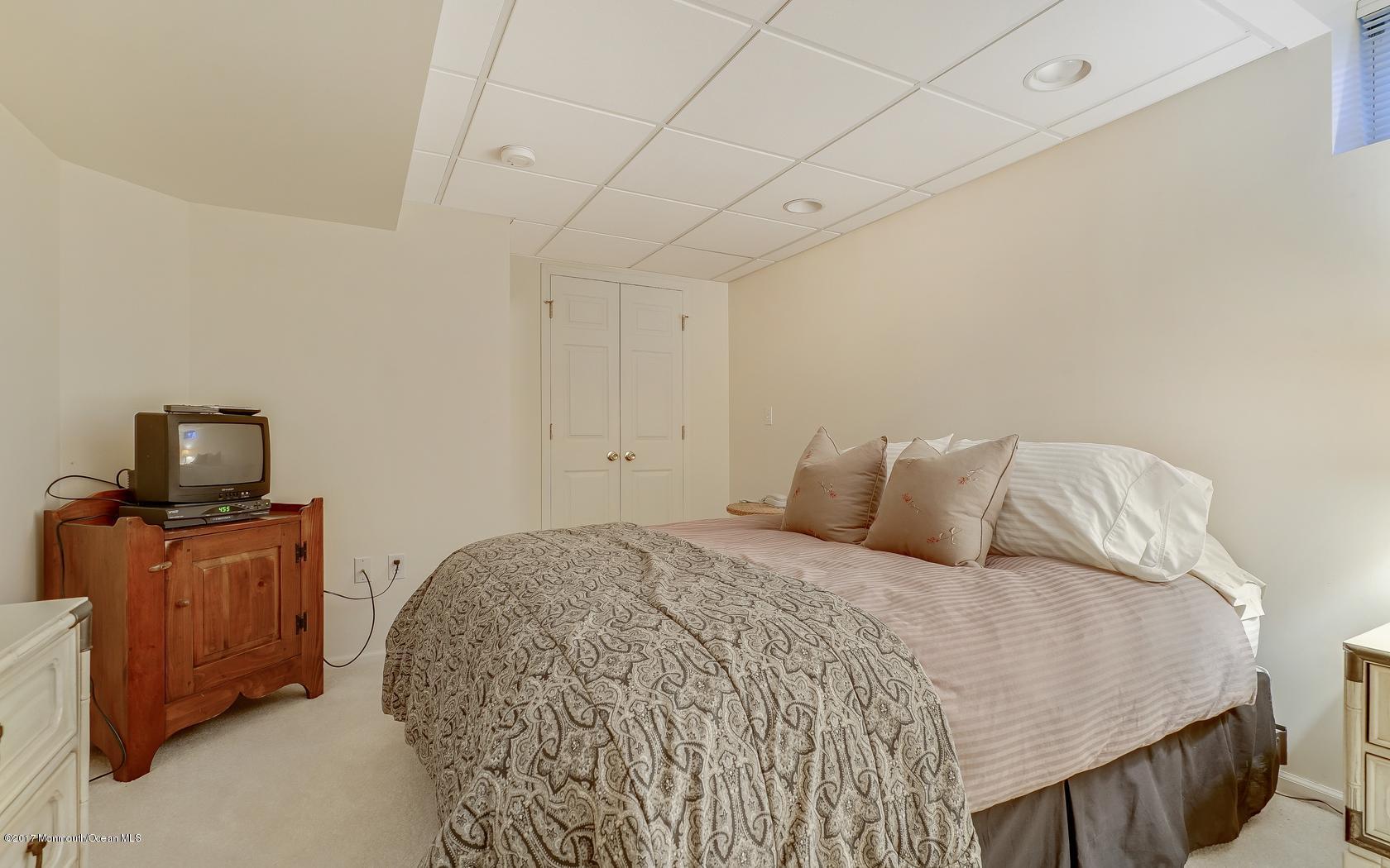 1200 Mohegan Road Manasquan, NJ 08736 - Photo 50 of 68 50
