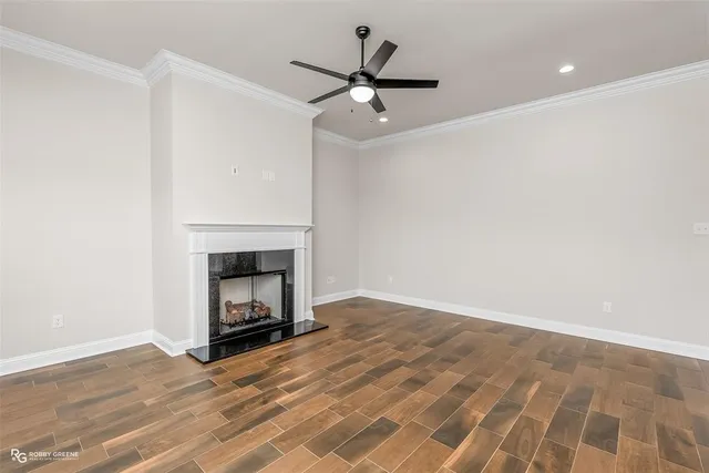 $325,000 | 449 North Lost River Drive, Benton, LA 71006