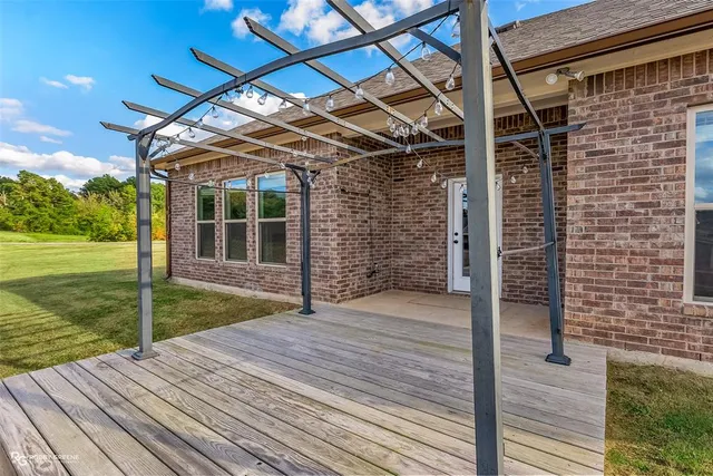 $325,000 | 449 North Lost River Drive, Benton, LA 71006