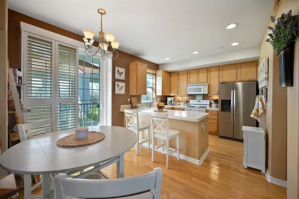 $379,900 | 6550 Hearthstone Circle, Rocklin, CA 95677