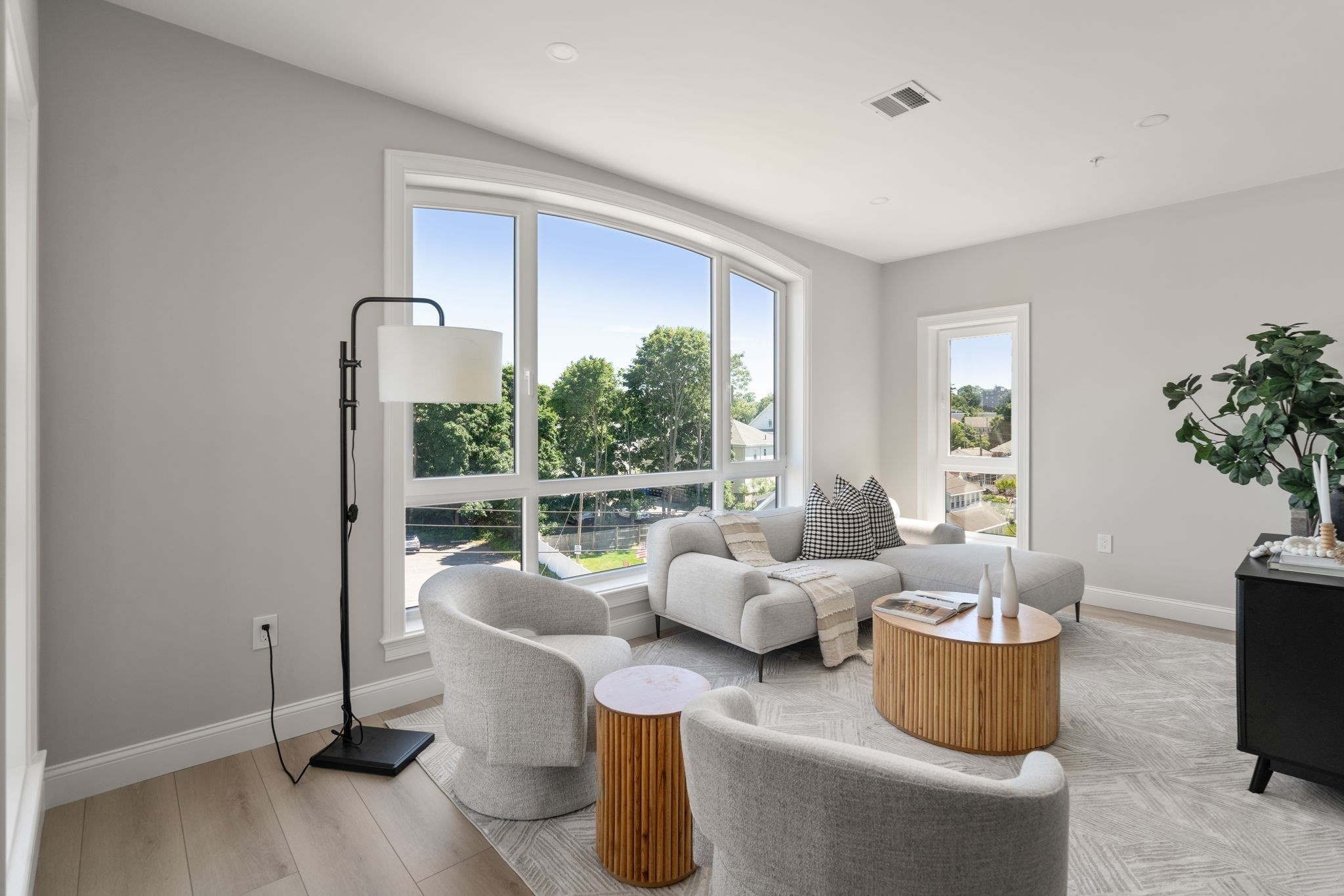 13 Wentworth Road, Unit 402 Quincy, MA 02170 - Photo 11 of 29 Gallery Image 11