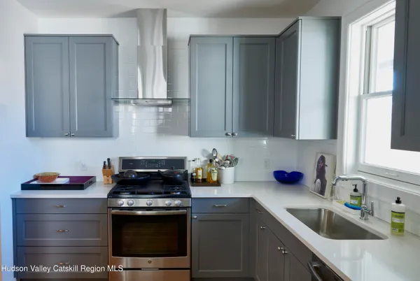 $1,750,000 | 125 Warren Street, Hudson, NY 12534