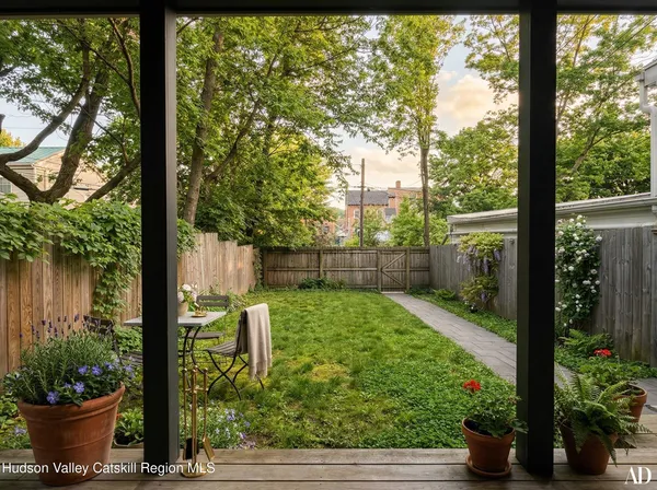 $1,750,000 | 125 Warren Street, Hudson, NY 12534