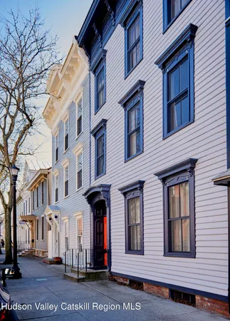 $1,750,000 | 125 Warren Street, Hudson, NY 12534