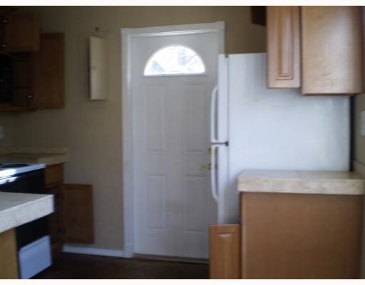 818 Franklin Road West Palm Beach, FL 33405 - Photo 4 of 4 Kitchen
