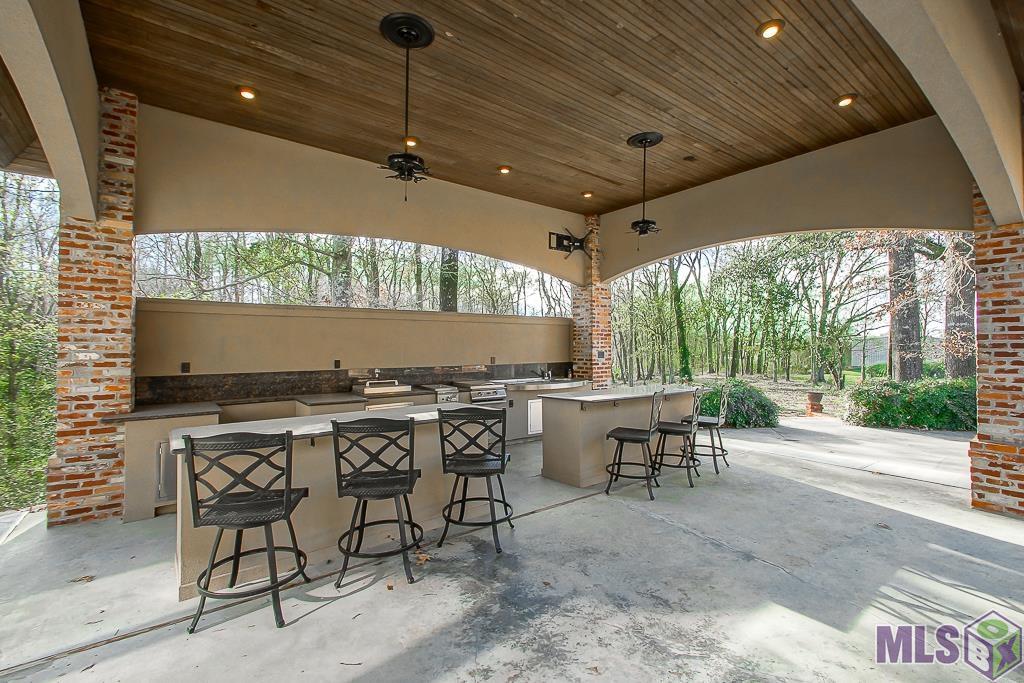 24905 Highway 1032 Denham Springs, LA 70726 - Photo 32 of 39