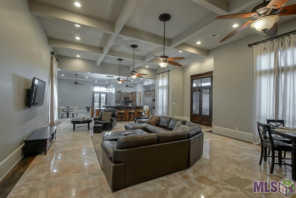 24905 Highway 1032 Denham Springs, LA 70726 - Photo 4 of 39