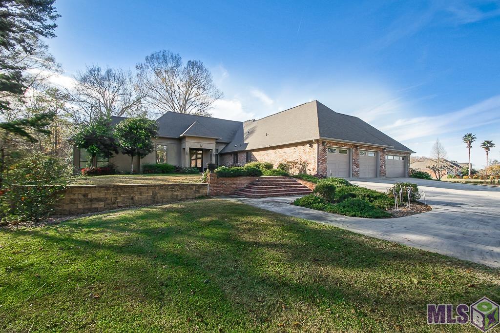 24905 Highway 1032 Denham Springs, LA 70726 - Photo 5 of 39