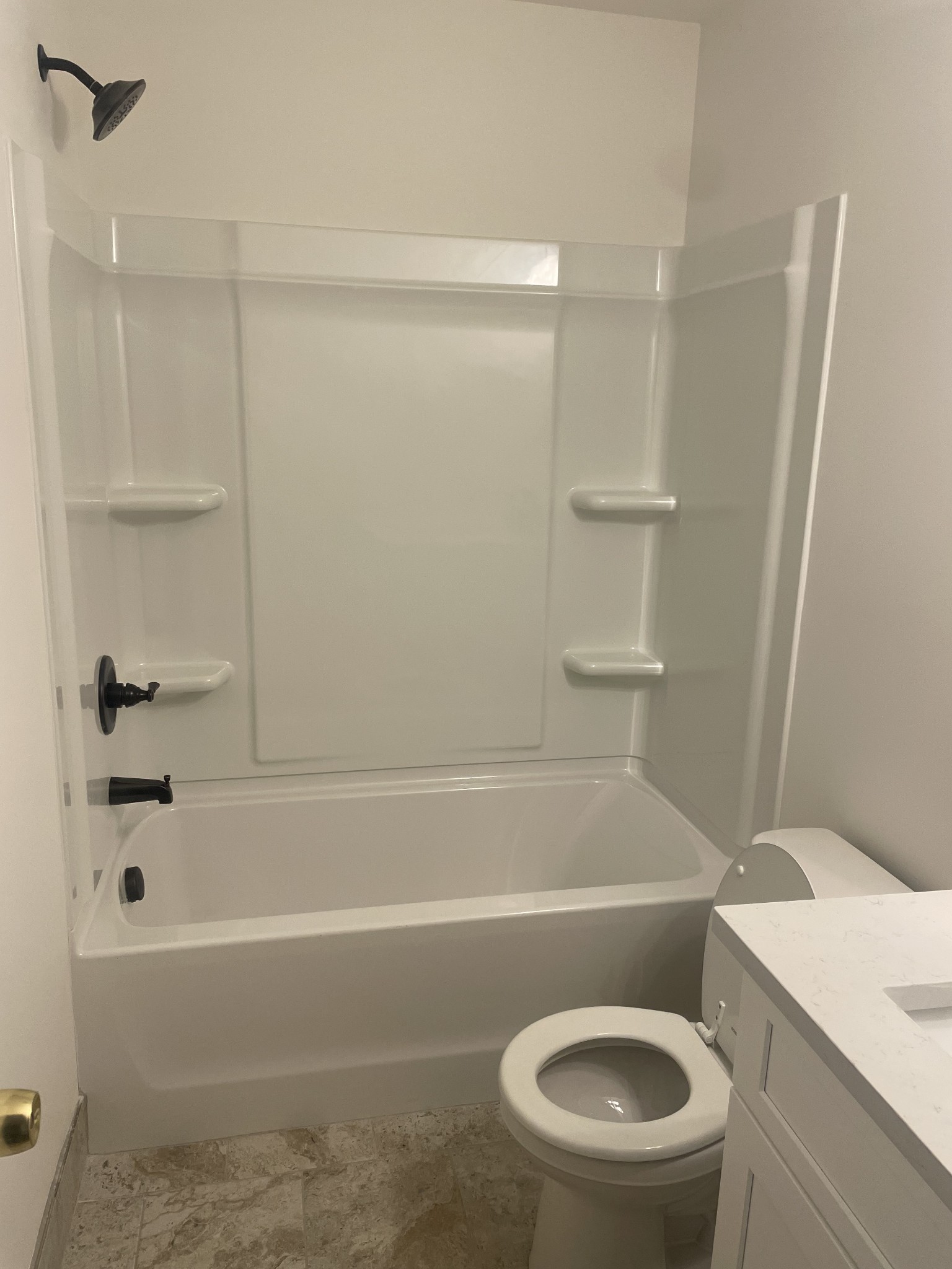 1039 Tylertown Road Clarksville, TN 37040 - Photo 12 of 20 a bathroom with a toilet and a bathtub