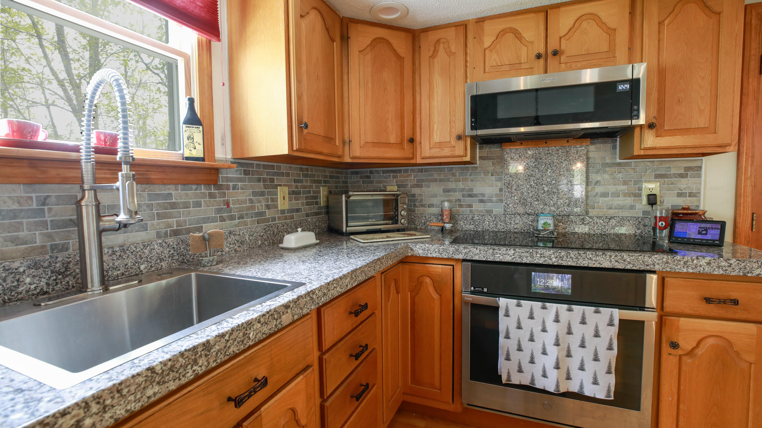 1359 Main Road Eddington, ME 04428 - Photo 12 of 108 5.8