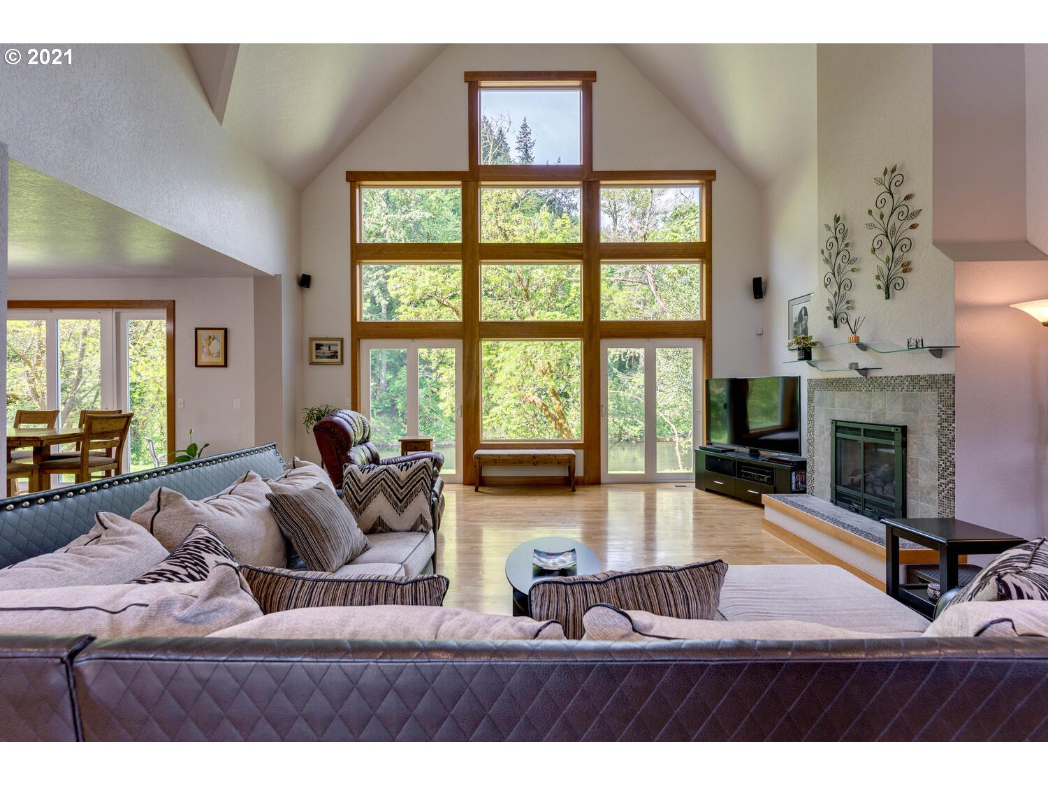 1351 Kalama River Road Kalama, WA 98625 - Photo 4 of 31 Gallery Image 4
