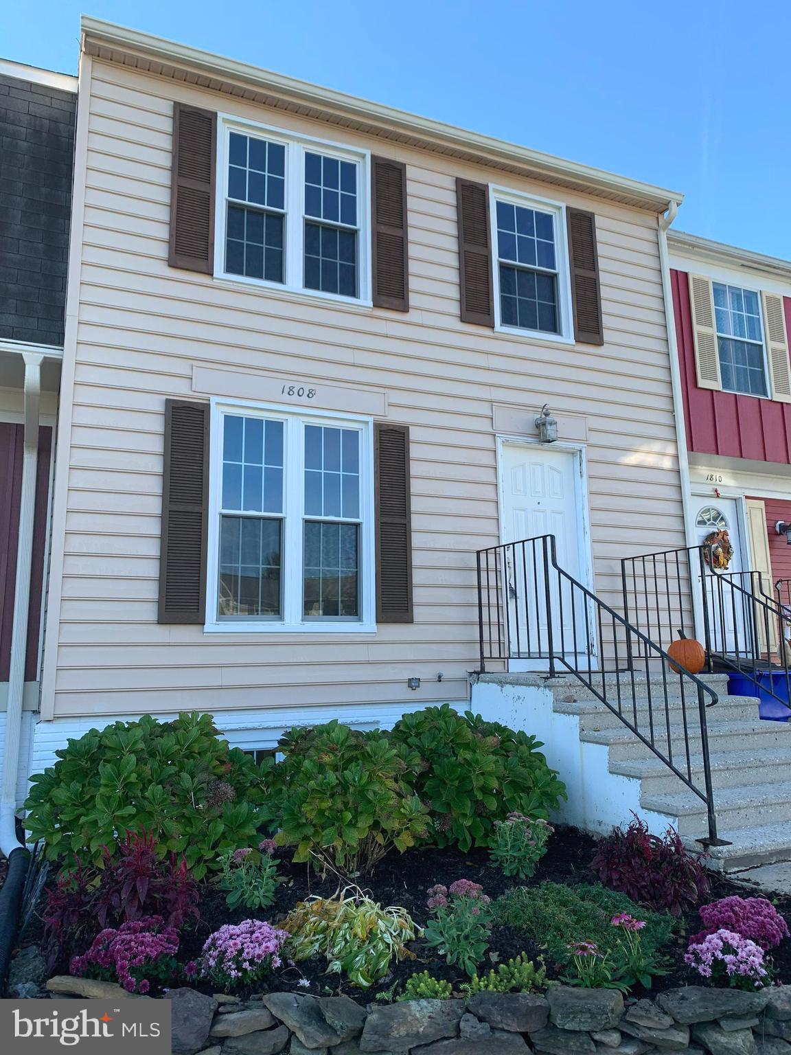 Welcome to 1808  Hammond Court