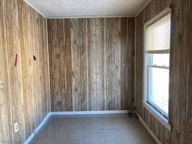 1858 Lakeview Road Cleveland, OH 44112 - Photo 14 of 26 Gallery Image 14