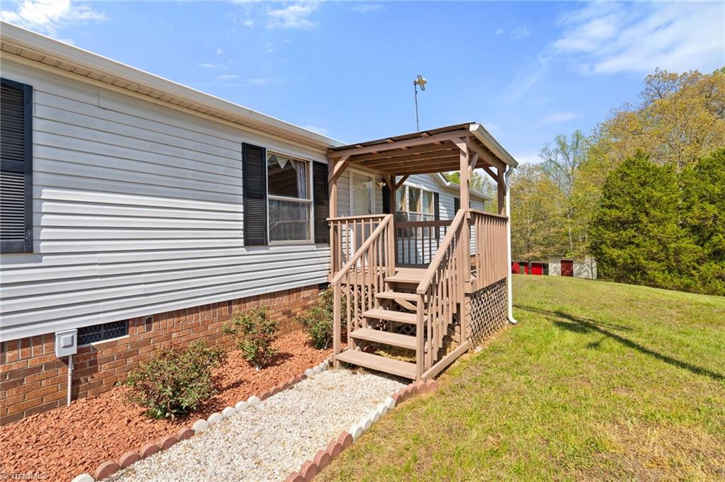 1747 Lynchburg Road Westfield, NC 27053 - Photo 36 of 49