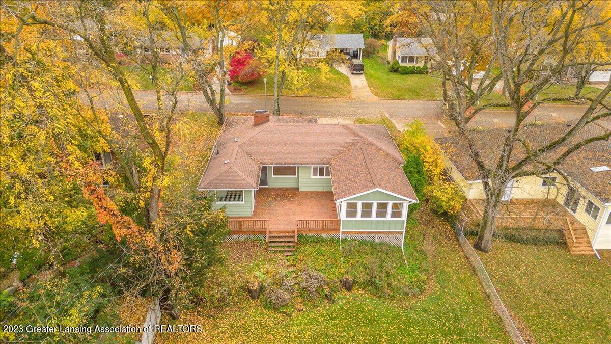946 Delridge Road East Lansing, MI 48823 - Photo 25 of 28 06-Media Jett-41