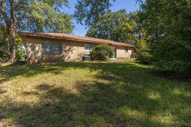 $119,900 | 2114 Martin Luther King Boulevard, Palestine, TX 75803