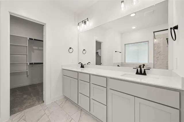 $449,990 | 328 Deer Rdg Drive, Willow Park, TX 76008