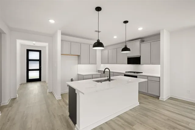 $449,990 | 328 Deer Rdg Drive, Willow Park, TX 76008