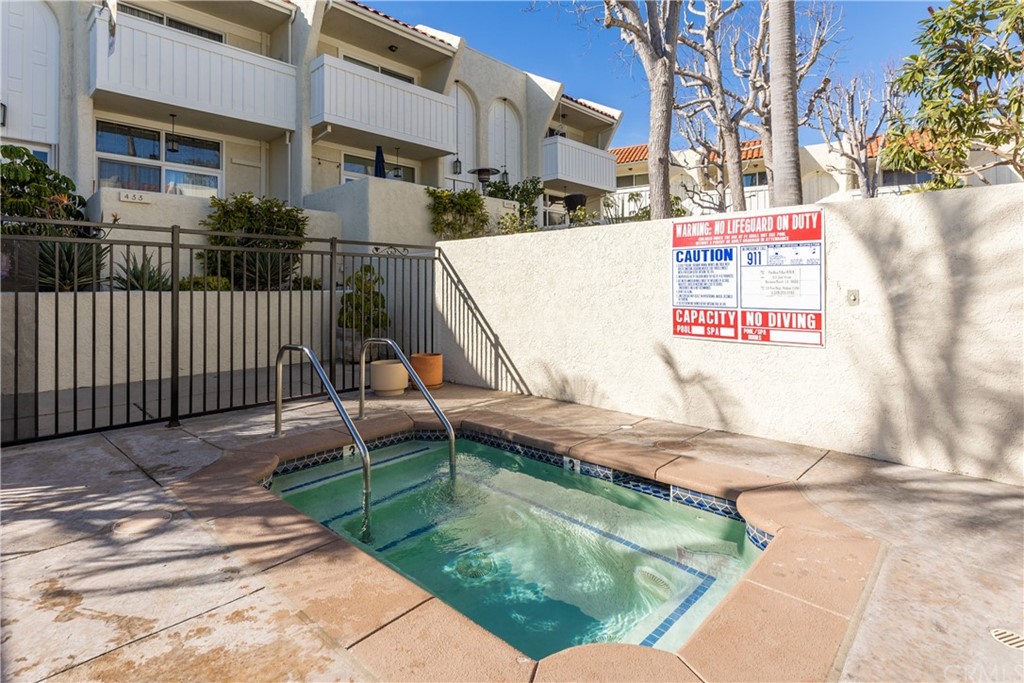 259 Valley Drive Hermosa Beach, CA 90254 - Photo 32 of 34 a view of a house with backyard and sitting area