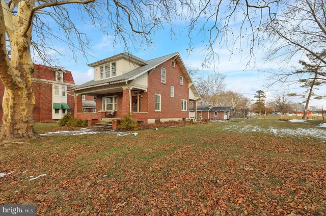 $309,900 | 839 Main Street, Shoemakersville, PA 19555
