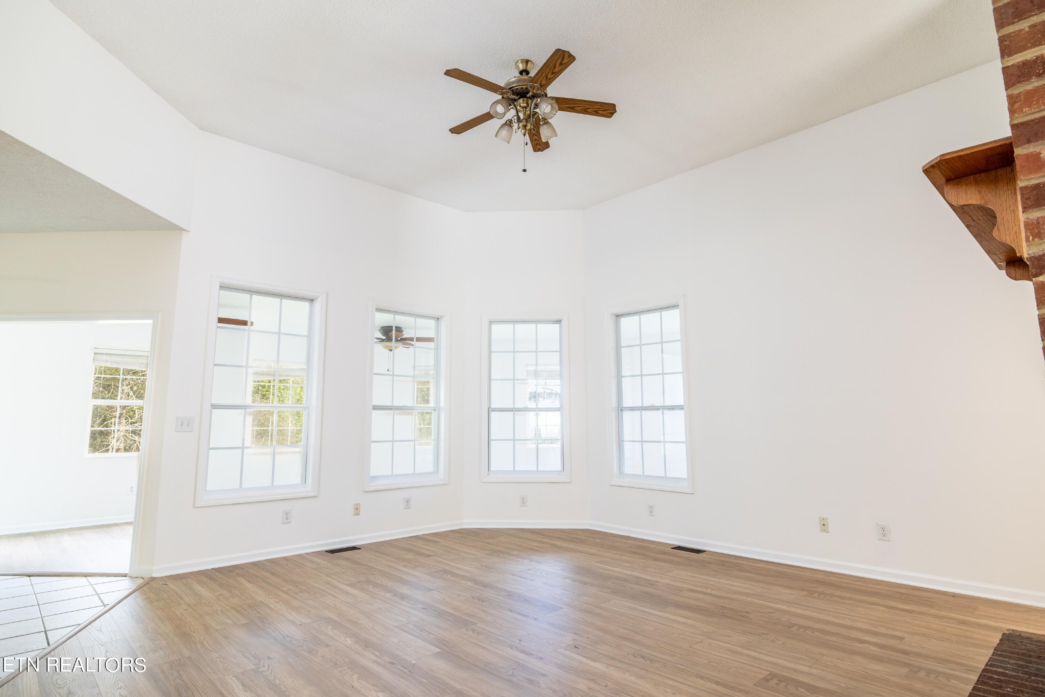 17254 Stockton Valley Road Philadelphia, TN 37846 - Photo 12 of 51 Gallery Image 12