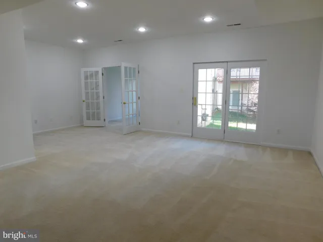 $3,800 | 25207 Bald Eagle Terrace, Chantilly, VA 20152