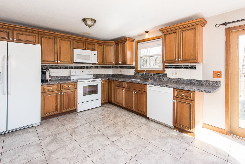 314 Temi Road Raynham, MA 02767 - Photo 2 of 15 Gallery Image 2