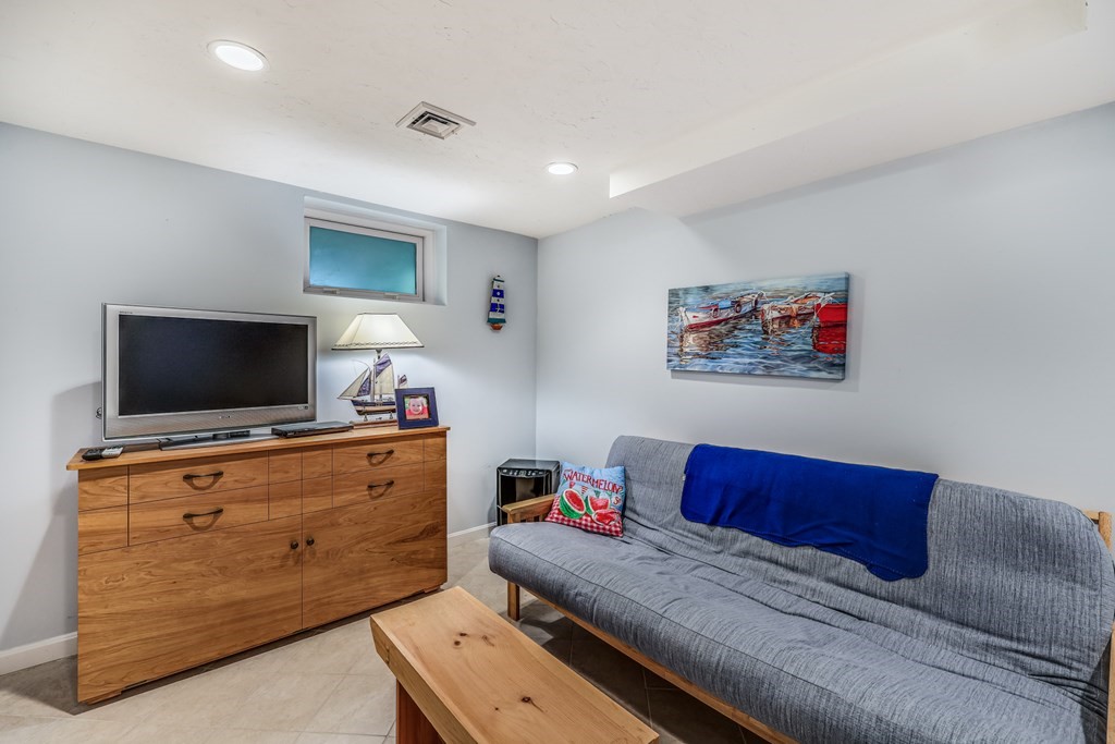 25 Locust Road, Unit 25 Eastham, MA 02642 - Photo 9 of 41 Gallery Image 9