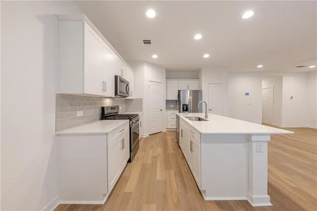 $1,995 | 1040 Winnsboro Drive, Round Rock, TX 78664