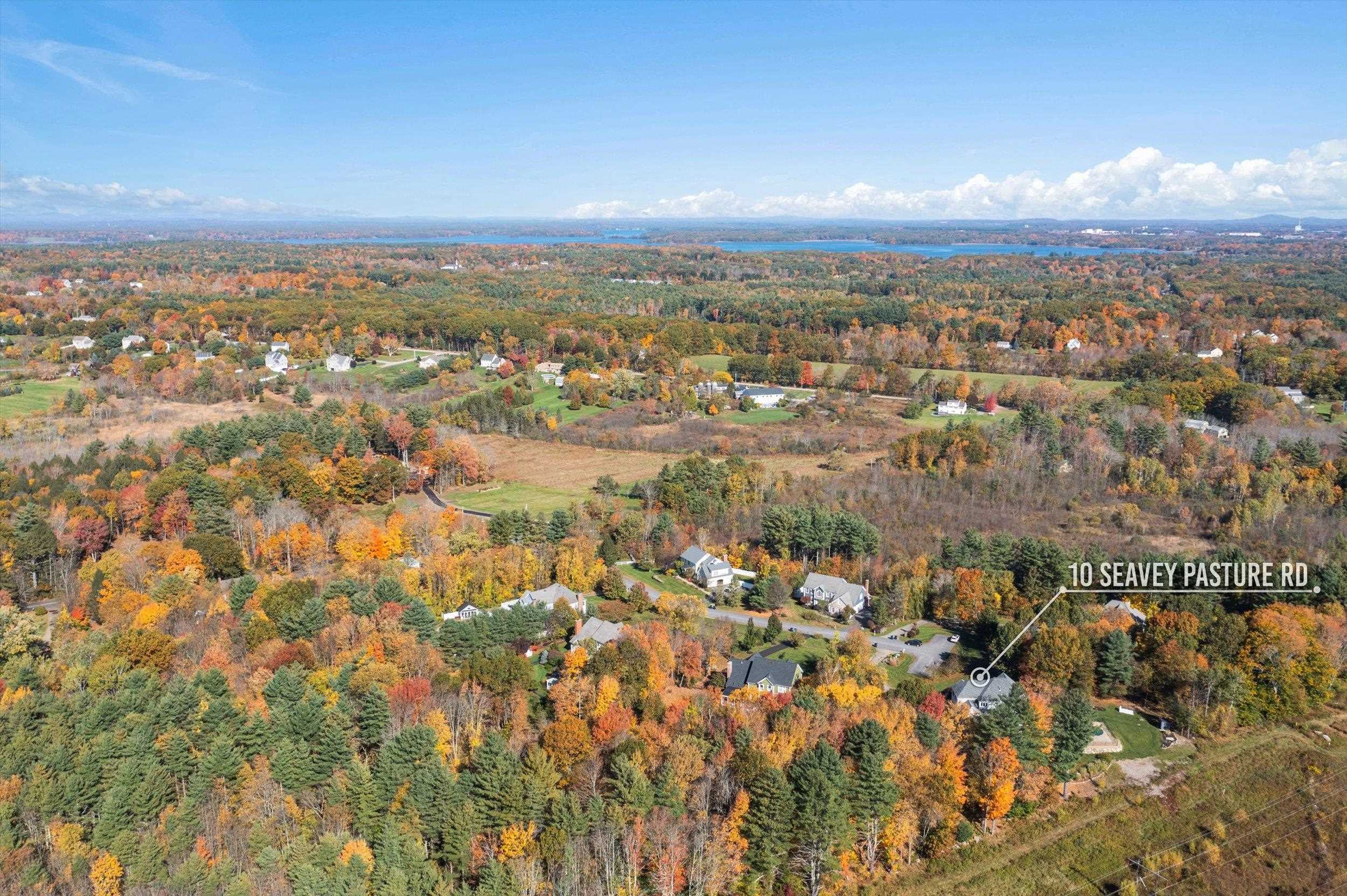 10 Seavey Pasture Road Stratham, NH 03885 - Photo 5 of 40