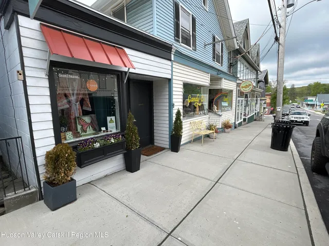 a view of steet corner