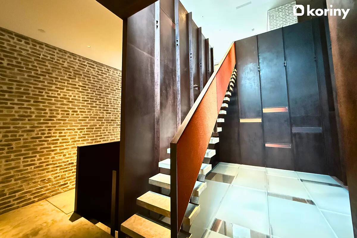 75 Warren Street Brooklyn, NY 11201 - Photo 19 of 39 a view of entryway