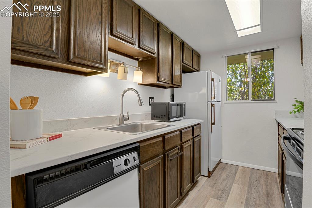 1006 Fontmore Road, Unit D Colorado Springs, CO 80904 - Photo 11 of 31