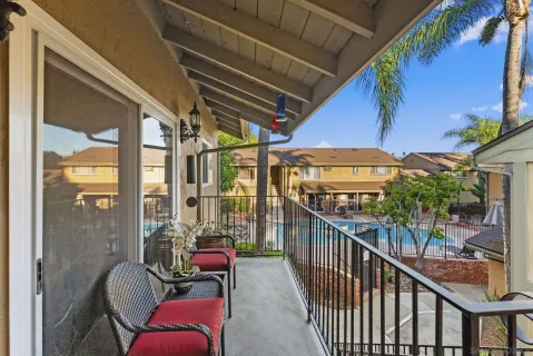 $395,000 | 4849 Williamsburg Lane, Unit 262, La Mesa, CA 91942