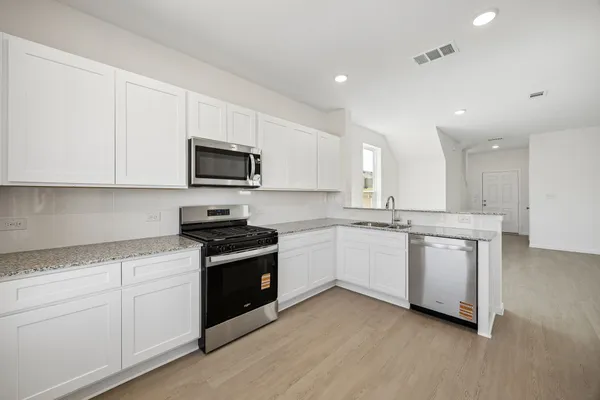 $301,790 | 834 High Mesa Lane, Montgomery, TX 77356