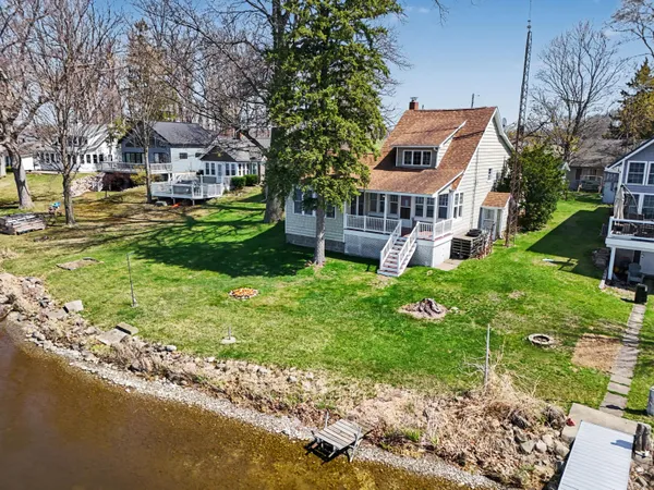 $399,900 | 816 South Werners Landing Drive, Bronson, MI 49028