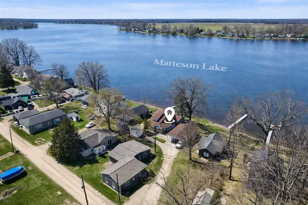 $399,900 | 816 South Werners Landing Drive, Bronson, MI 49028