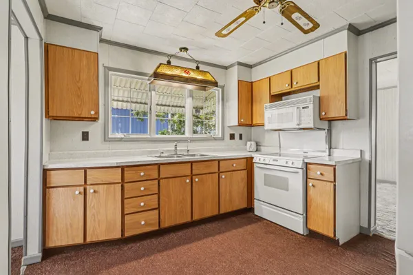 $399,900 | 816 South Werners Landing Drive, Bronson, MI 49028