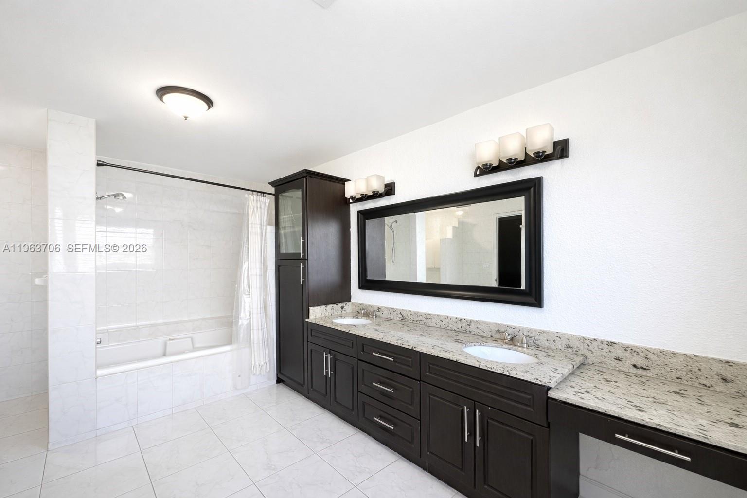 21970 Southwest 97th Court Cutler Bay, FL 33190 - Photo 14 of 23