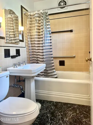 $399,000 | 148 Brunswick Road, Brunswick, NY 12180