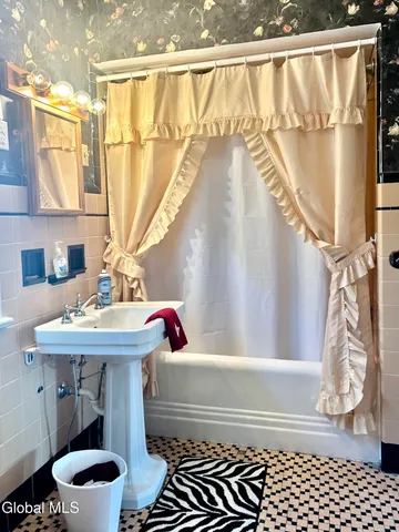 $399,000 | 148 Brunswick Road, Brunswick, NY 12180