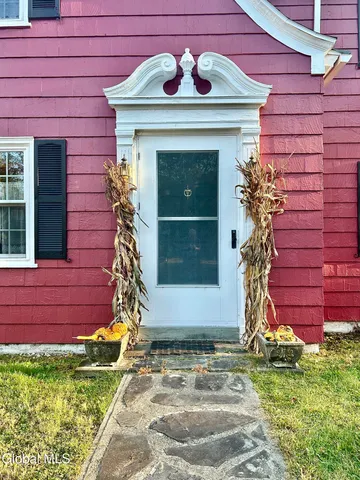 $399,000 | 148 Brunswick Road, Brunswick, NY 12180