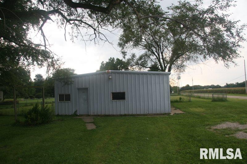 9407 South Mapleton Road Mapleton, IL 61547 - Photo 3 of 4