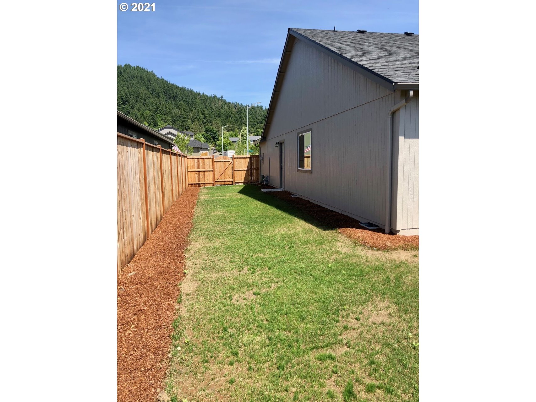 2184 South 59th Street Springfield, OR 97478 - Photo 16 of 22