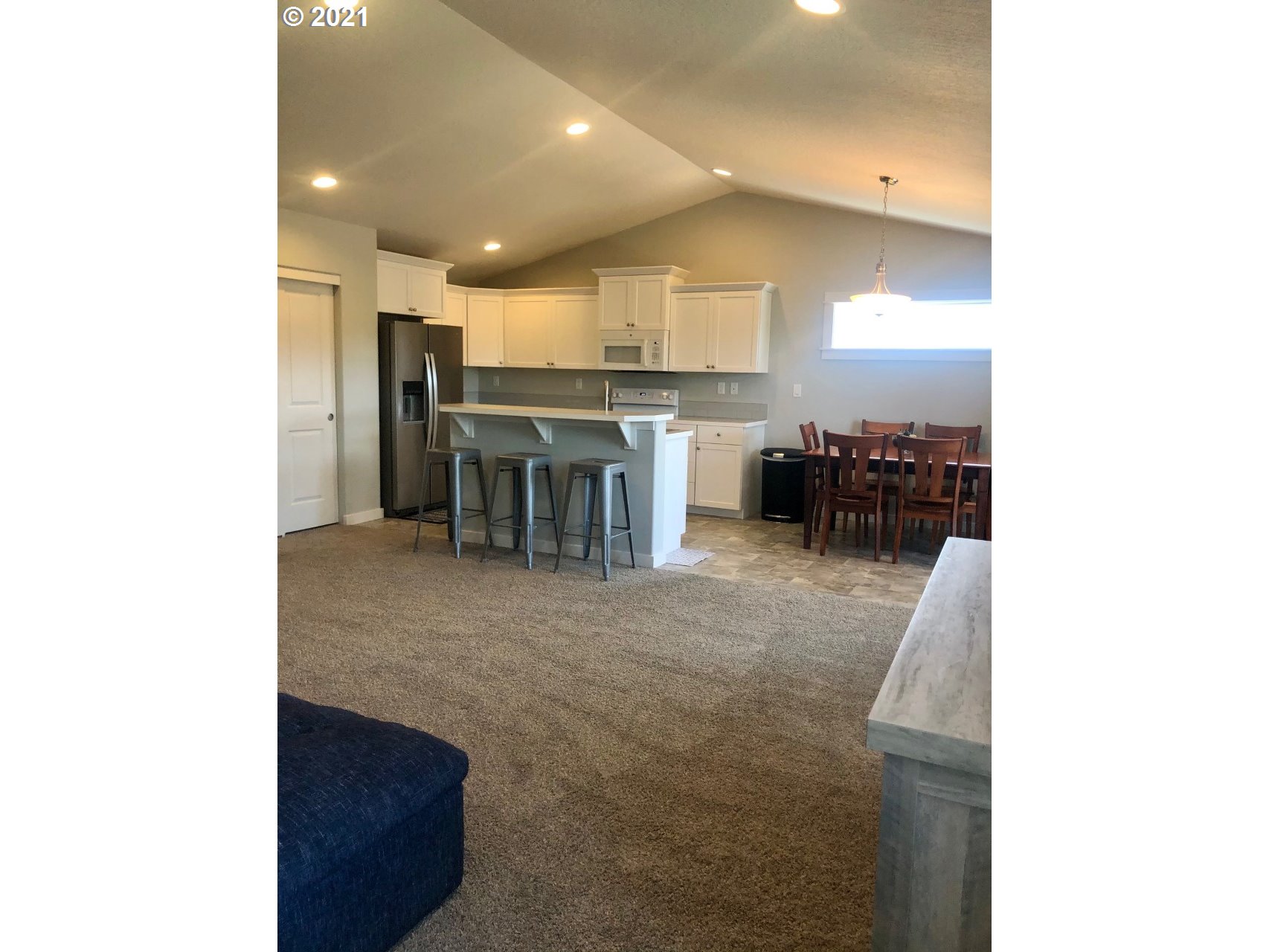 2184 South 59th Street Springfield, OR 97478 - Photo 4 of 22