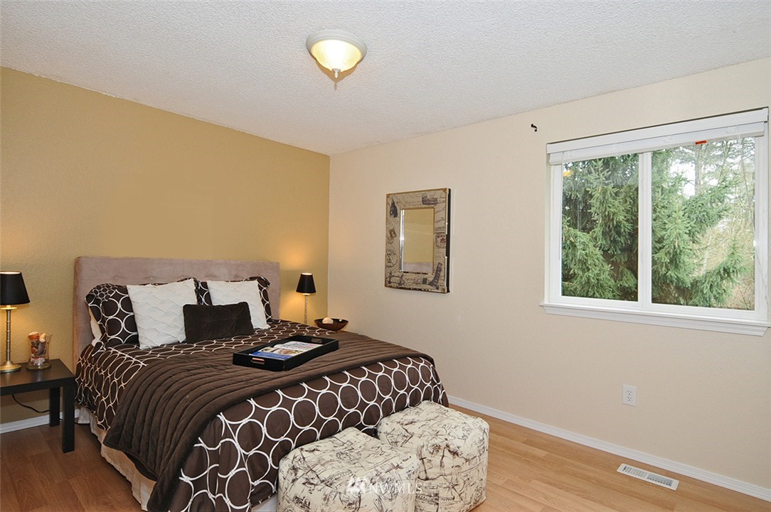 1808 225th Street Southeast Bothell, WA 98021 - Photo 7 of 15